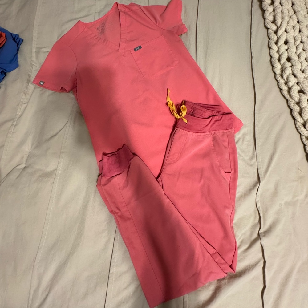 XS FIGS scrubs set- limited edition pink- Catarina top and Zamora jogger pants
